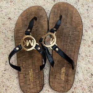 michael kors flip flop sandals